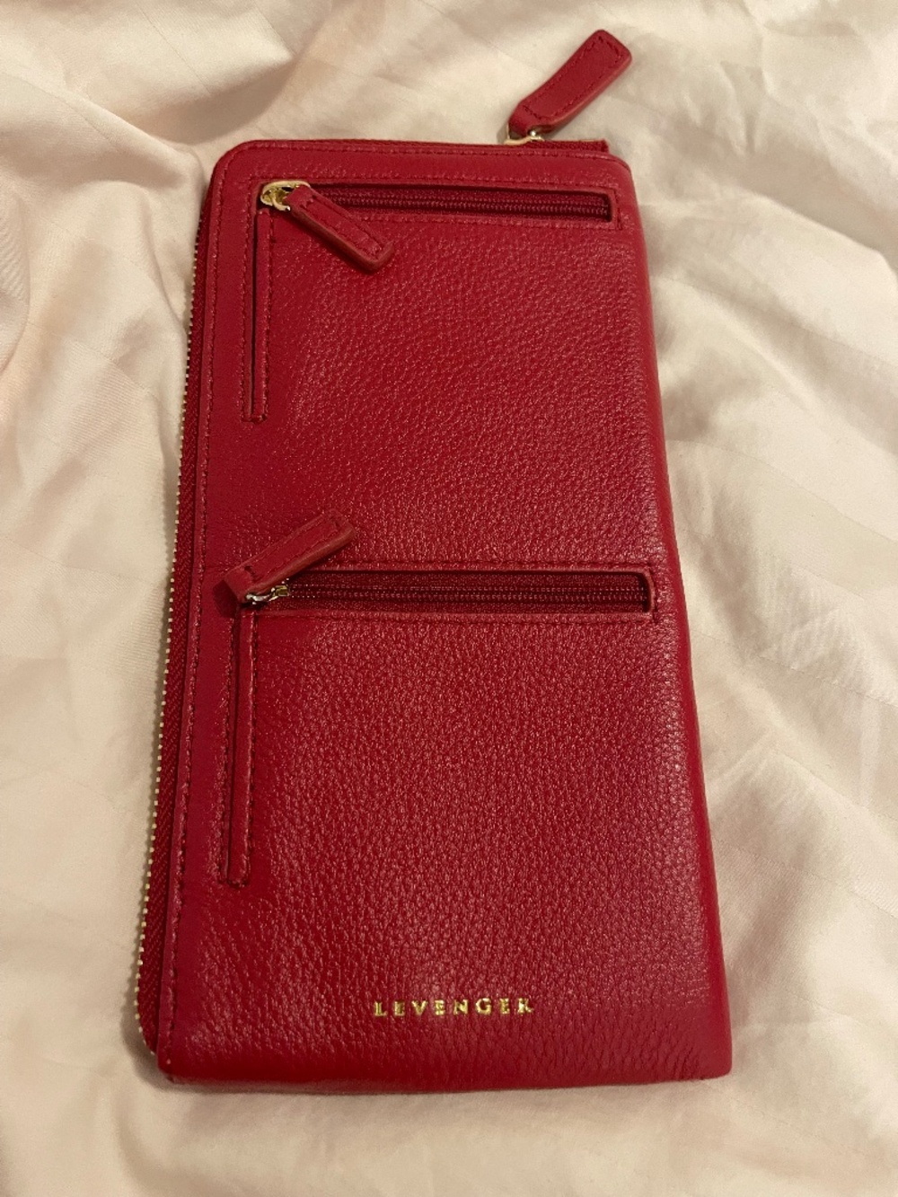 Levenger Bomber Jacket First-Class Traveler Wallet
